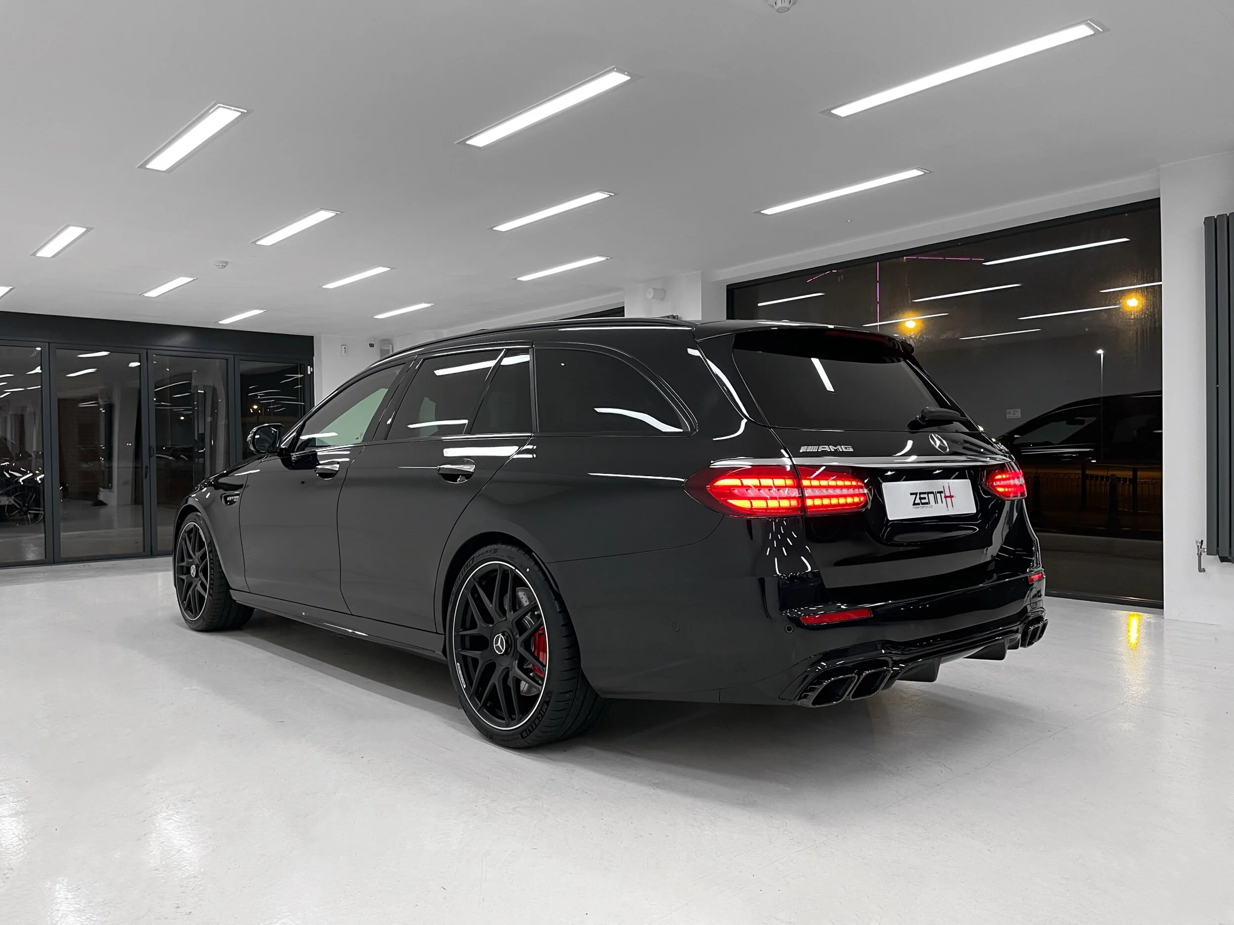 35544C1E-248D-43C4-BD08-FA9BE64155A1