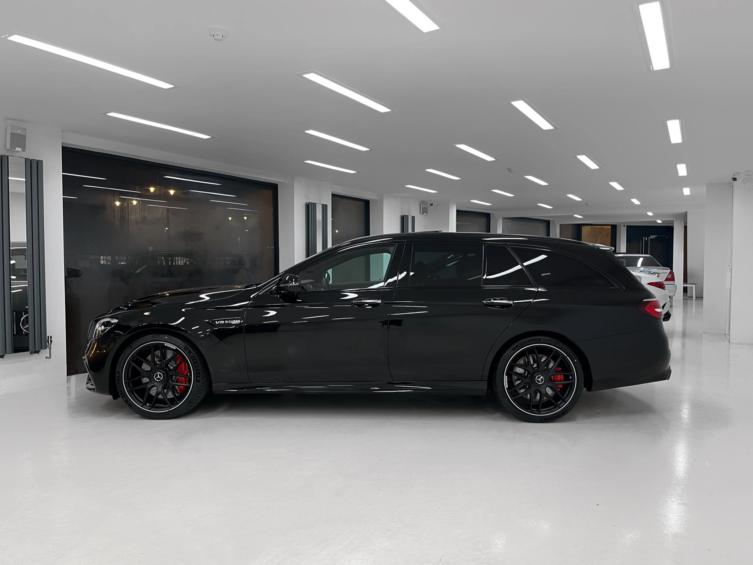 351F6043-A33E-471E-90F7-6EBAF2221846