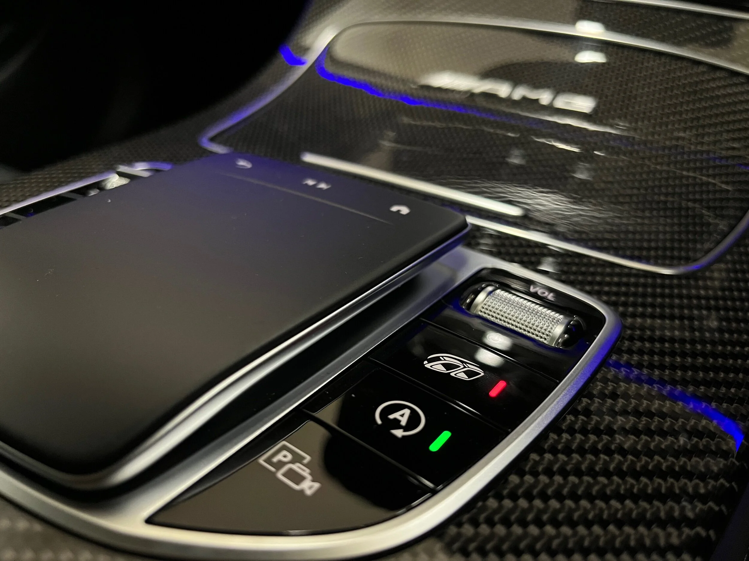 EA77F42F-5539-4B6D-901A-DE1AA6A08766