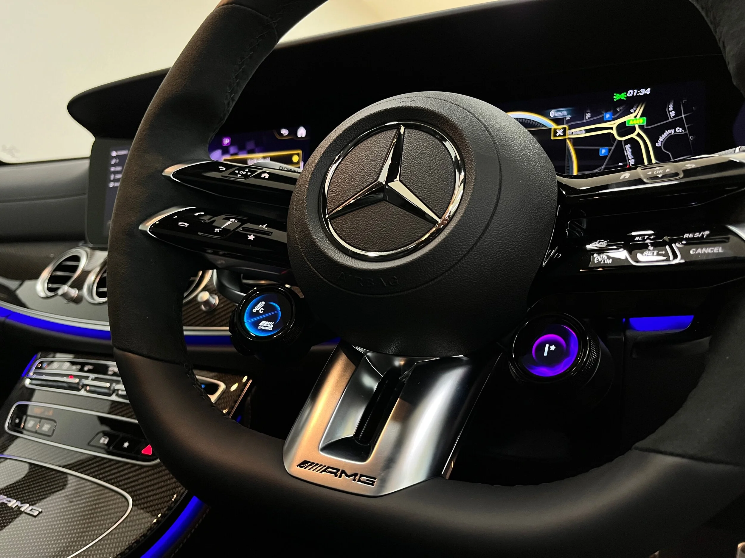 E85FB9BB-E677-4DC9-9097-1B4233E18E91