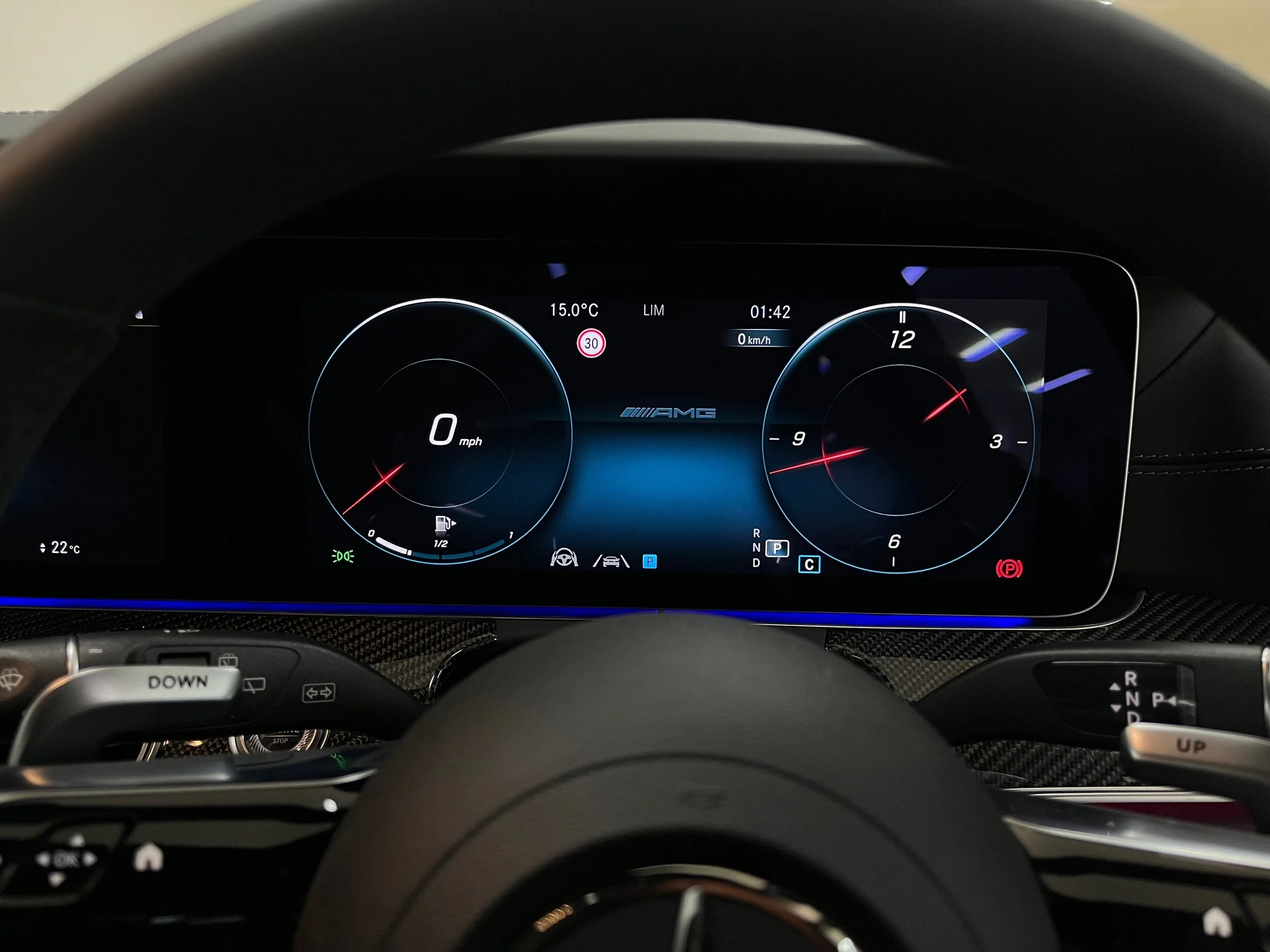 1748CA2D-BCC7-4252-B6F9-D4D1ACE895F0