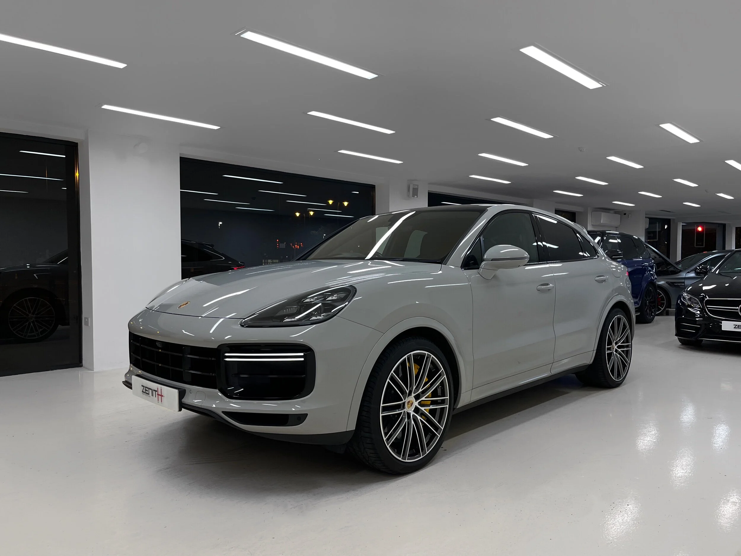 CDD56A5C-395F-4C04-BB4A-366489165187