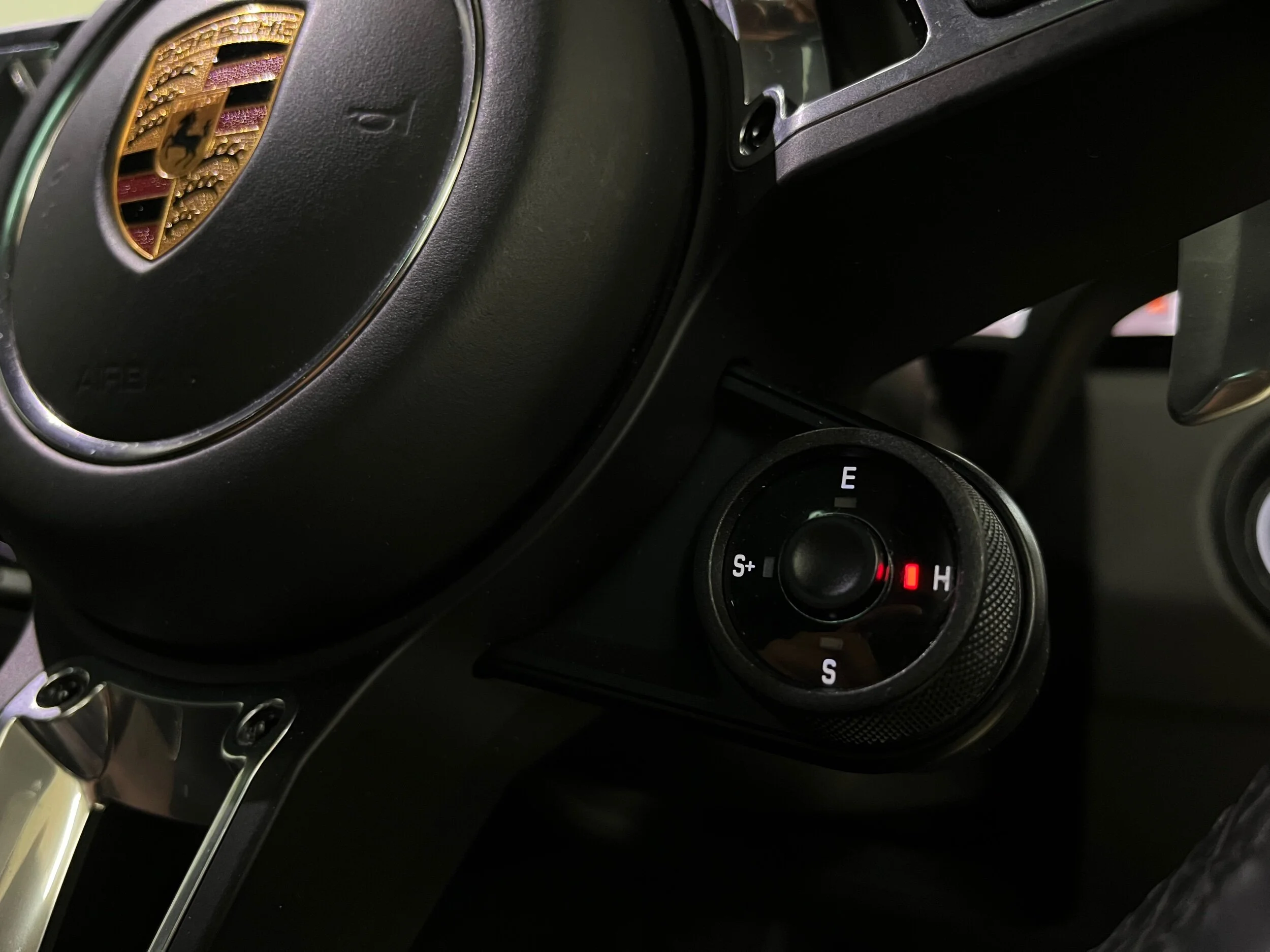 5D93C9B2-ACBB-41F5-A5F2-5E23947461DE