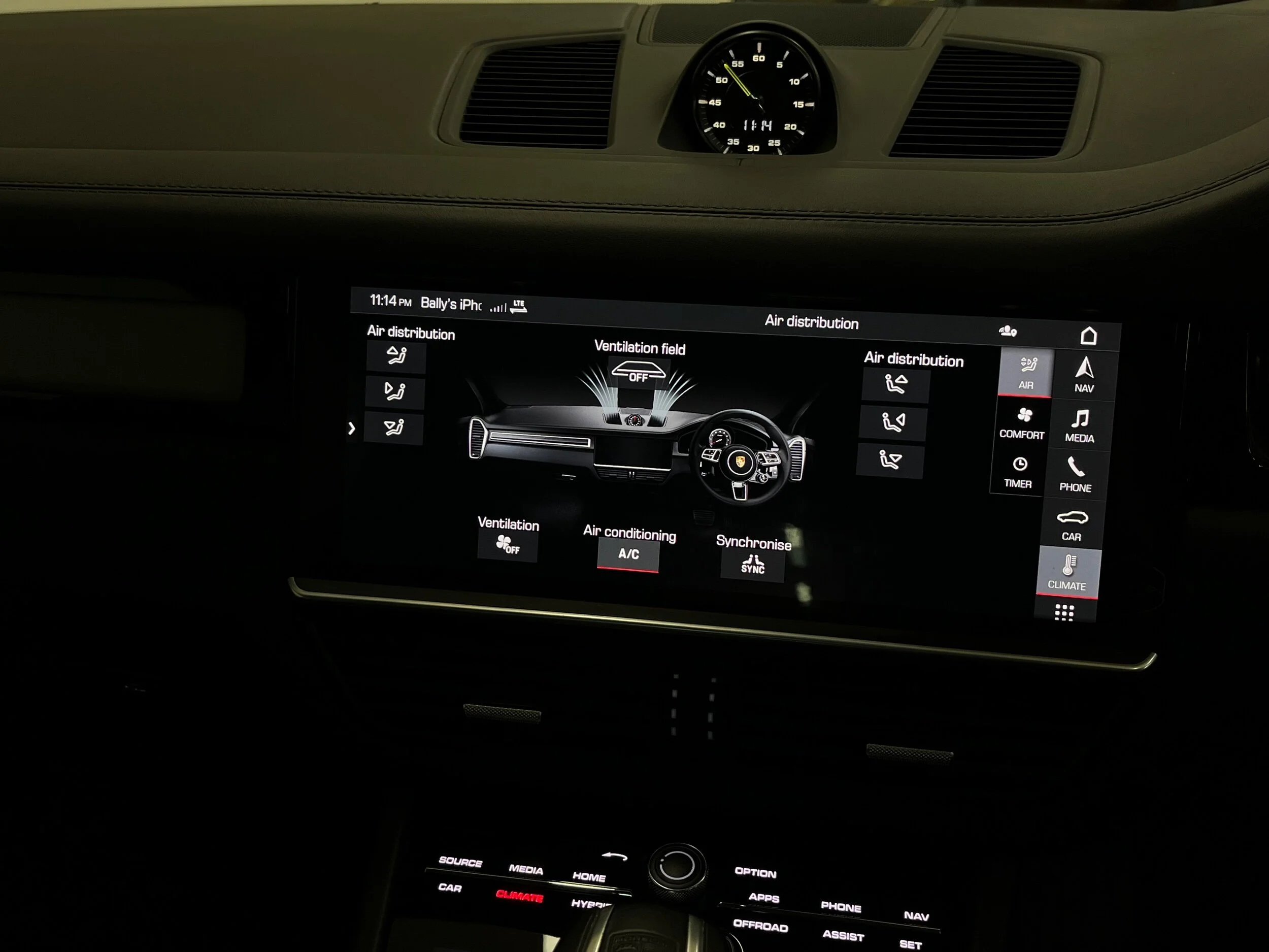 1942FC7D-313F-4F69-A8AF-D3CE462EA21B