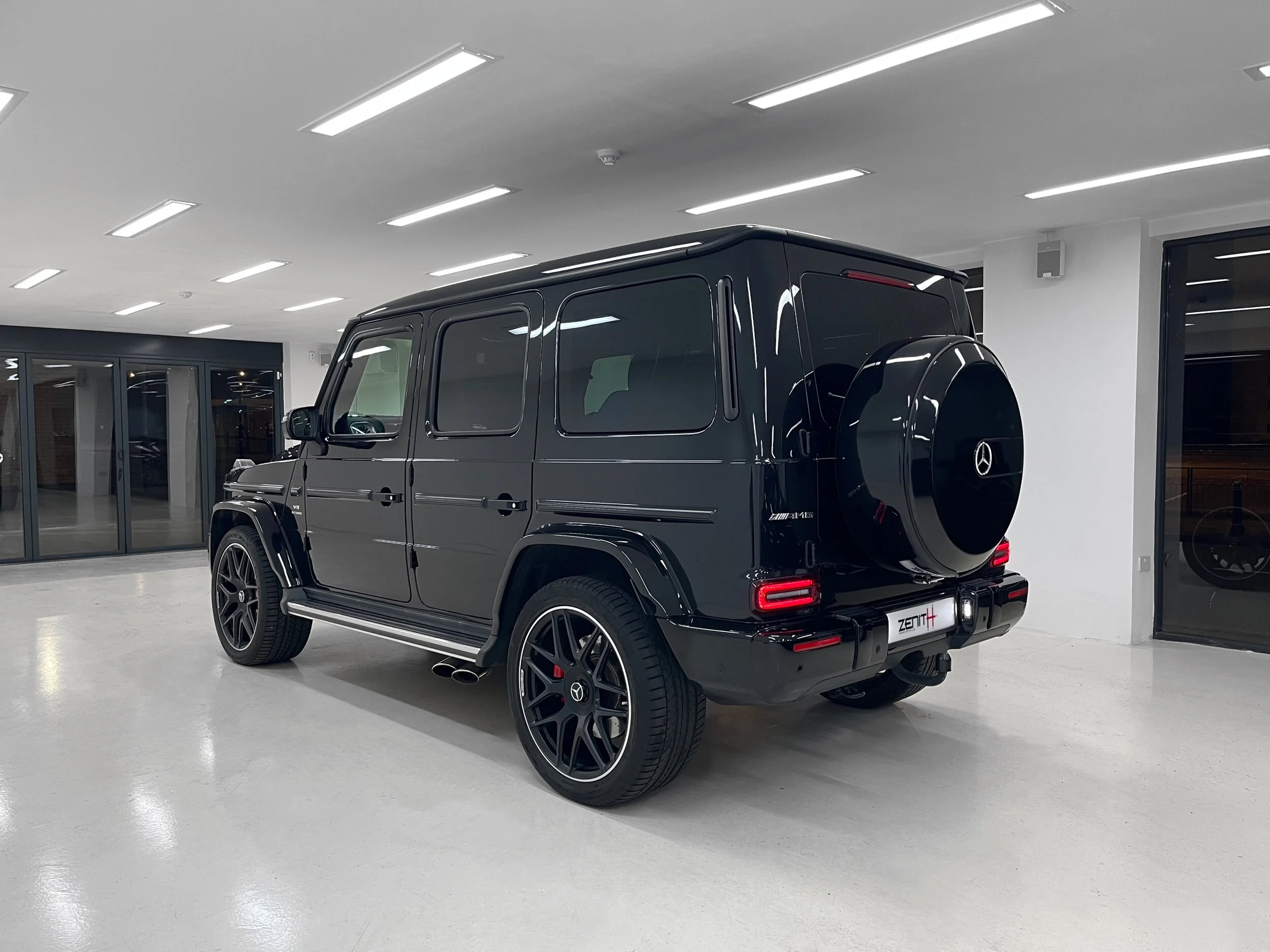 FE301B6D-30A2-440C-B774-8D8A558DD706