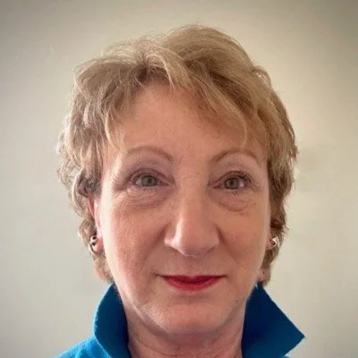 Barbara Wilson Wokring with cancer.jpg