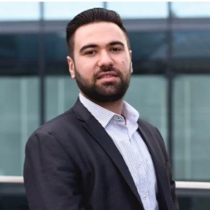 Yoni C Startup & Venture Strategist.jpg