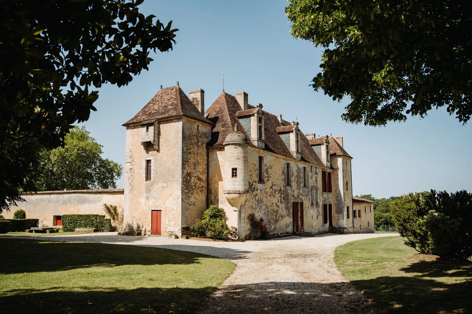 Chateau Tour Mondet