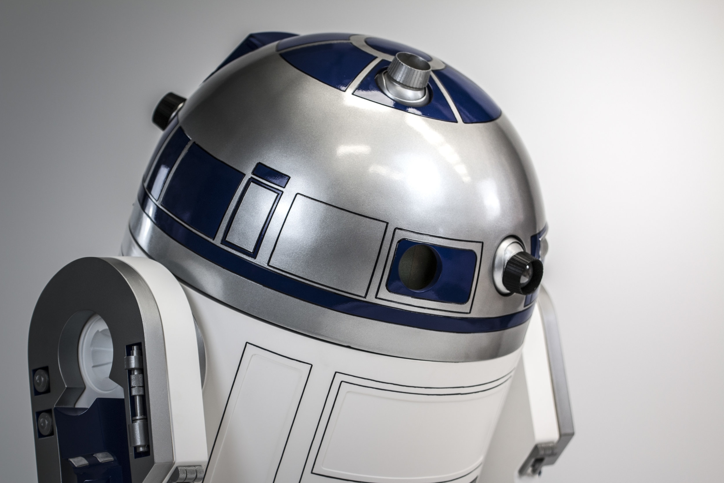 R2 Detail_3.jpg