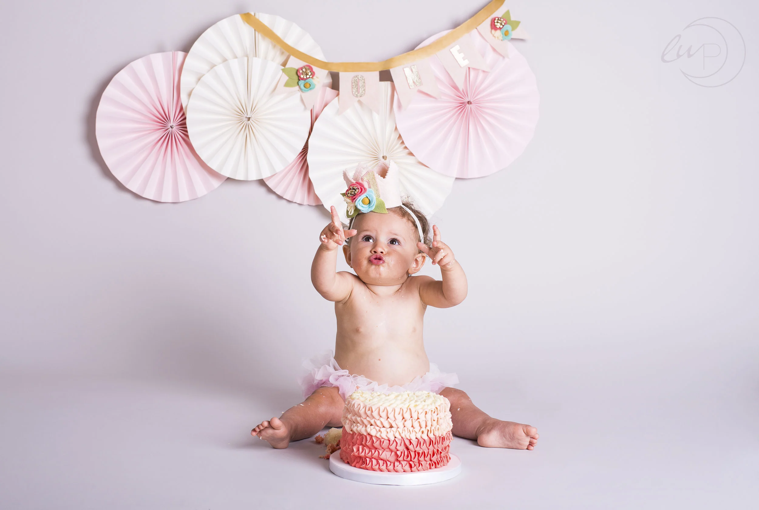 Millie-cakesmash-49-Edit.jpg
