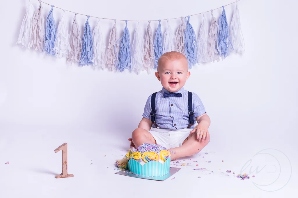 Cake smash, Essex | 1st birthday fun!