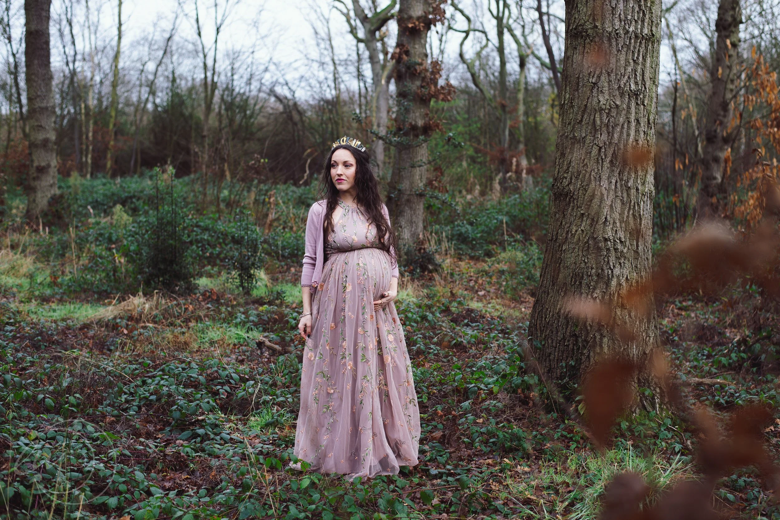 Outdoor Maternity photo shoot Thundersley, Essex | Pregnancy photos in nature