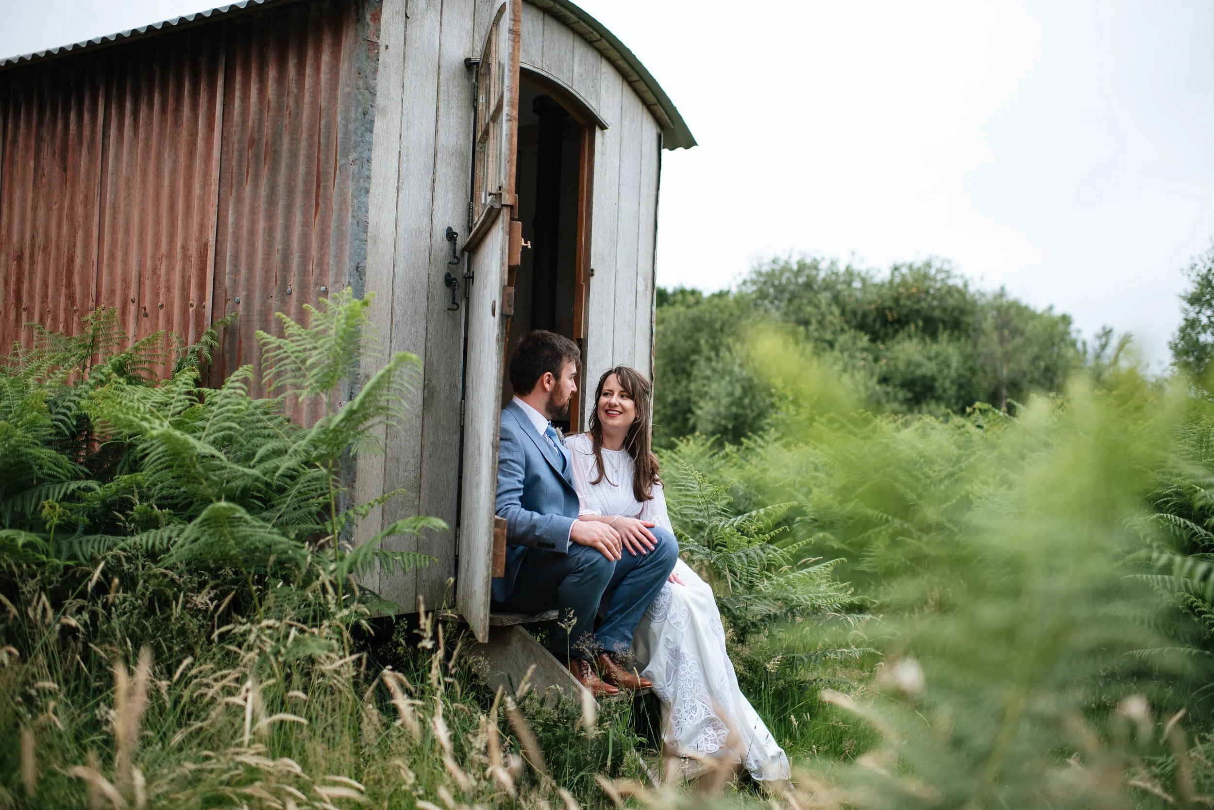 An outdoor, nature filled wedding day at Wilderness, Canterbury, Kent | Candid wedding photographer Essex &amp; Kent