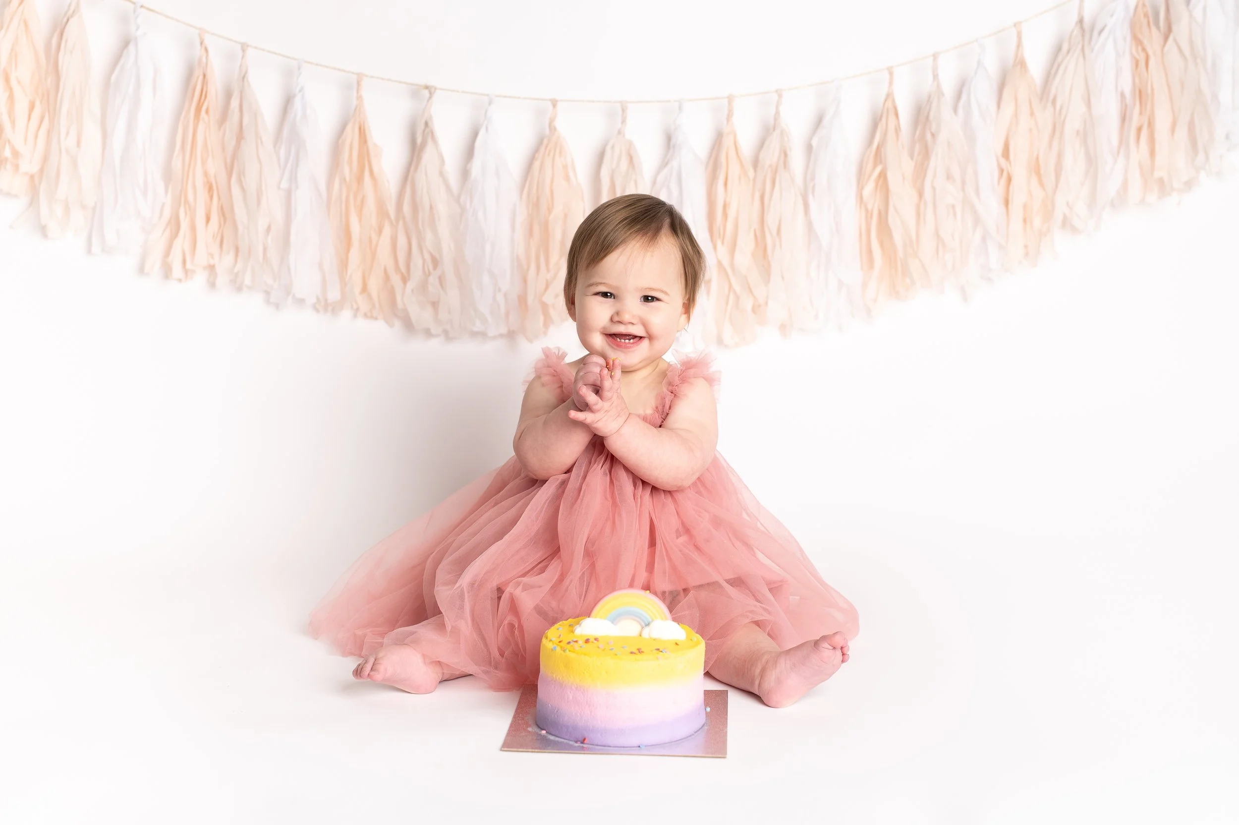 Deliliah-CakeSmash-67-Edit.jpg