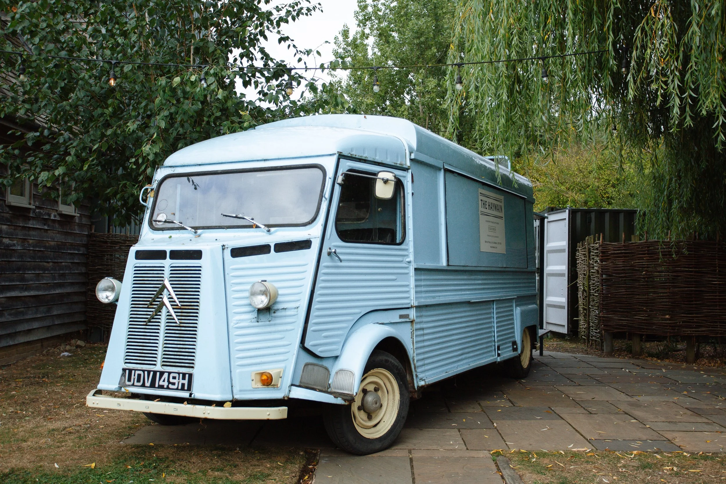 Fun, outdoorsy DIY garden &amp; field Weddings | Essex Wedding photographer