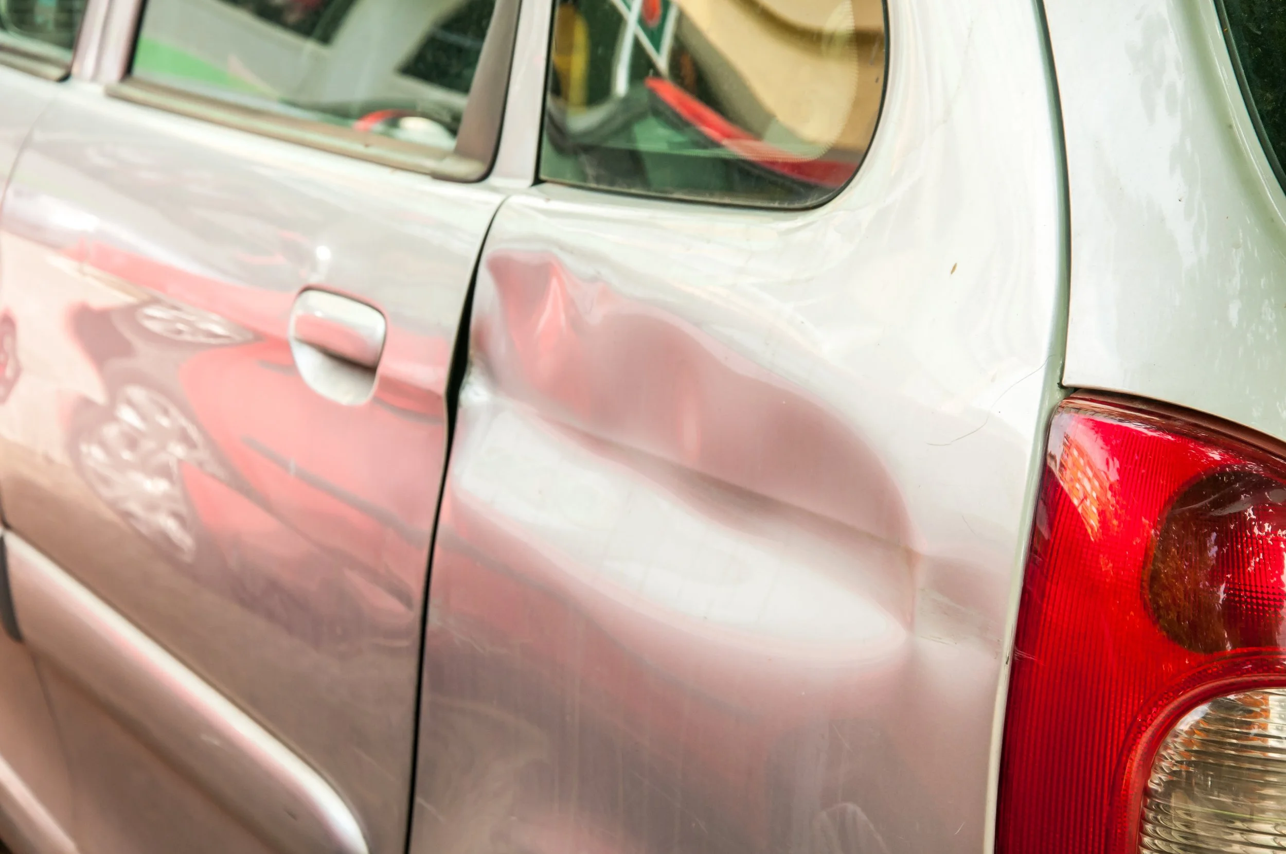 What You Should Look For in a Vehicle Dent