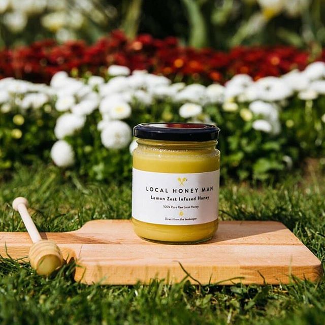 Delicious local from @localhoneymanuk - tastes amazing and also helps to battle hayfever, the natural way!

#victoriaparkmarket #victoriapark #londonmarkets #eastlondon #farmersmarket #honey