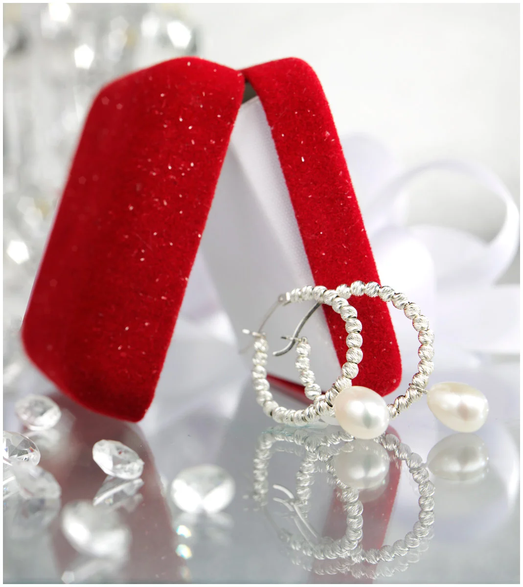 2.12.200.pearl-earrings.jpg