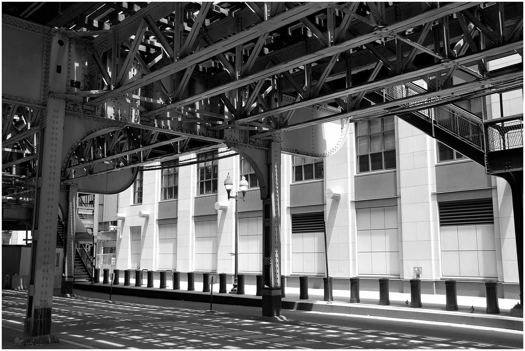 3.4.200.Under-Chicago-Train.jpg