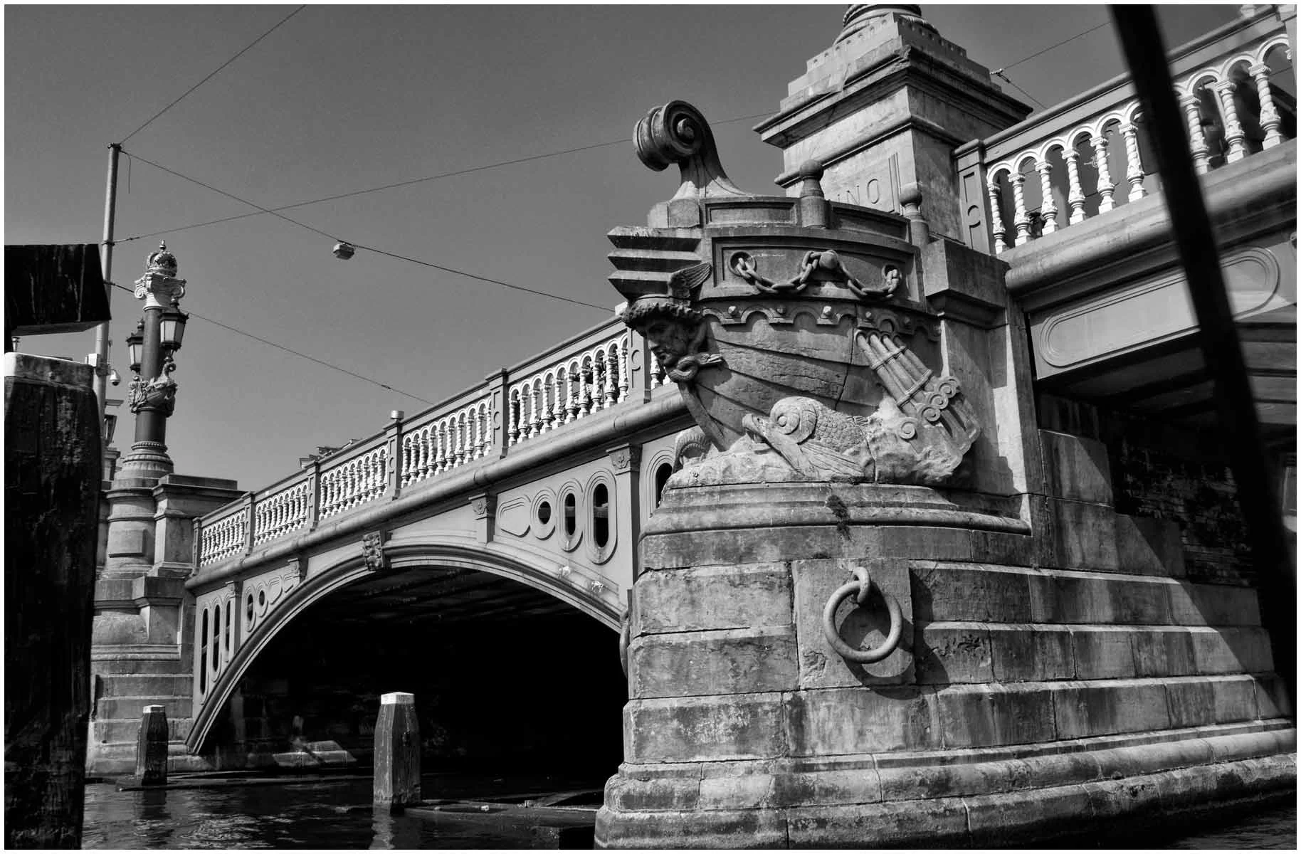 7.1.200.am-bridge.jpg