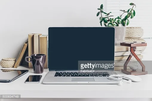 8 Way to Create a Healthy & Serene Workspace