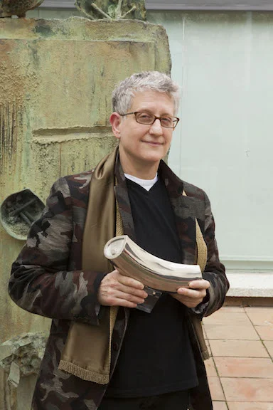 Roni_Horn_at_Fundació_Joan_Miró_in_Barcelona,_2013.jpg