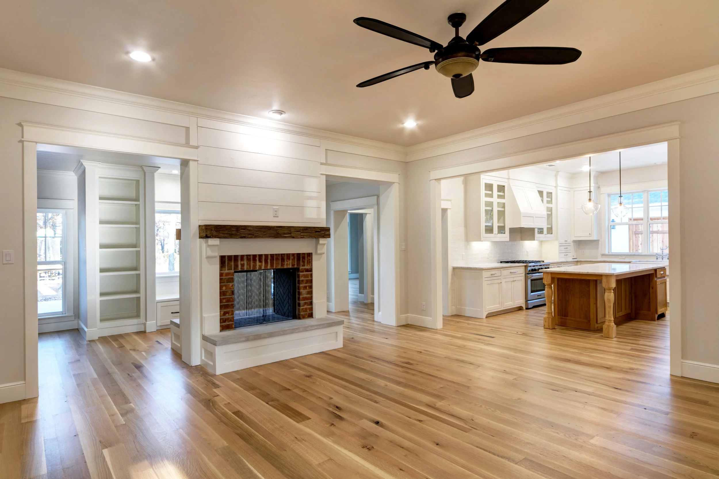 AFTER RENOVATION / LIVING-ROOM