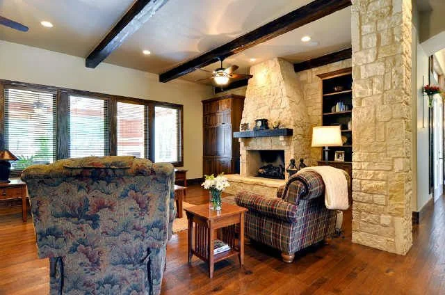 LIVING-ROOM