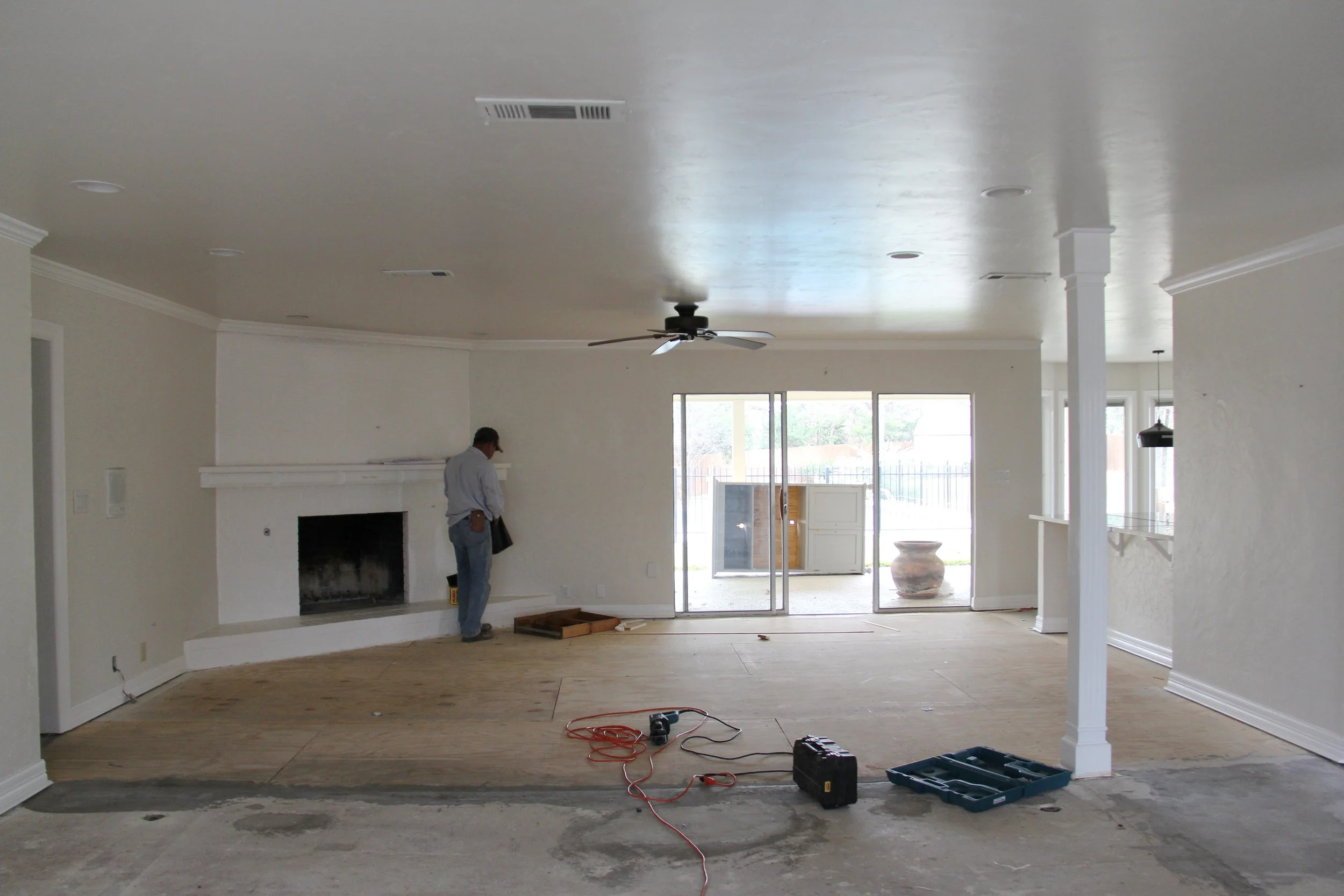 BEFORE RENOVATION / DINING-ROOM