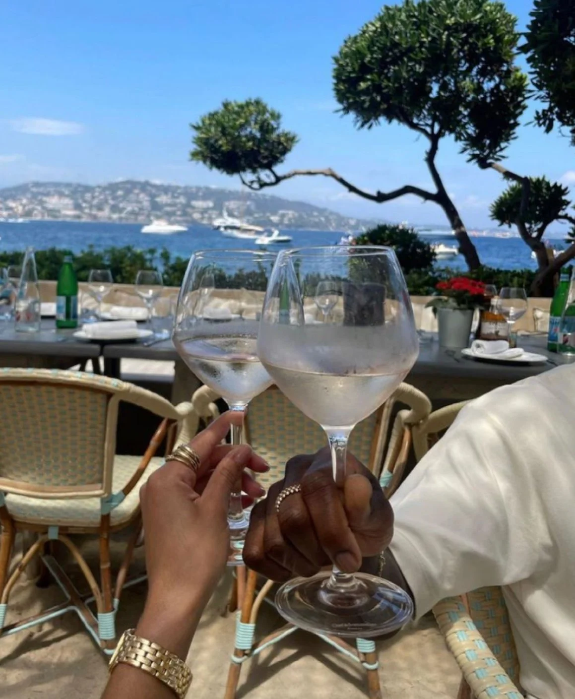 Black Girls, Holidays, and Relationship Status: Owning Our Season