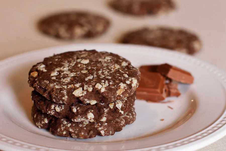 Chocolate and almonds, heavenly.