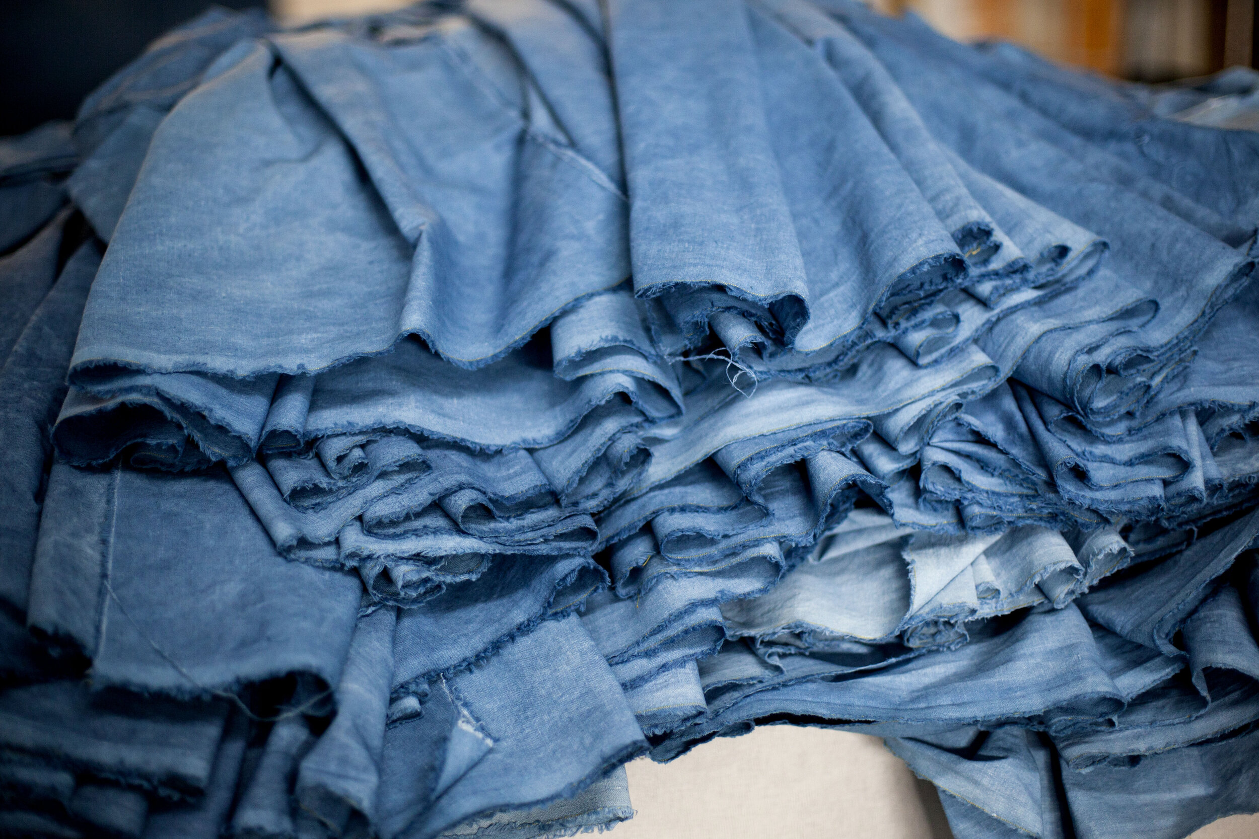 Vegetable Natural Dyed Organic Cotton Denim Fabric in Indigo Blue