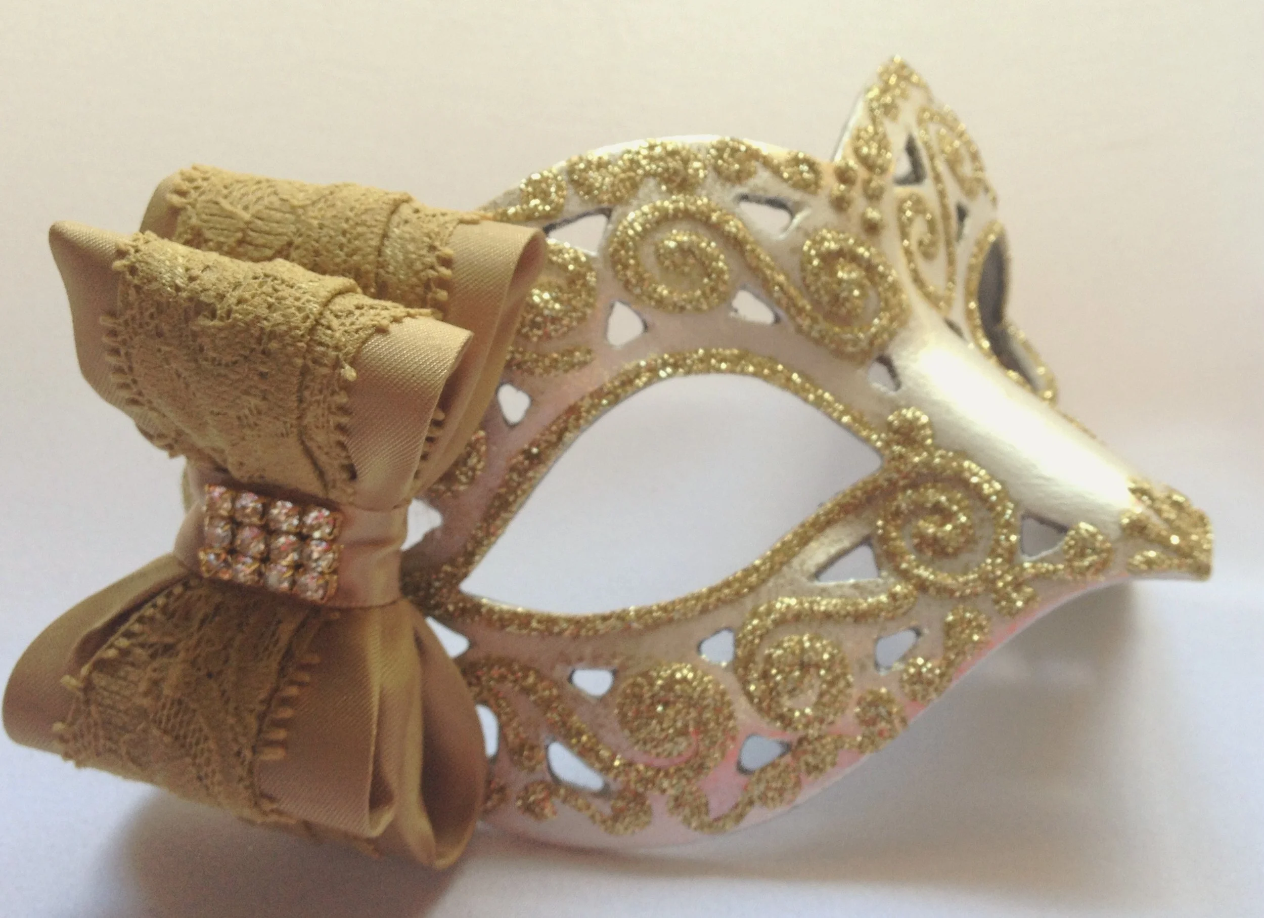 Gold mask
