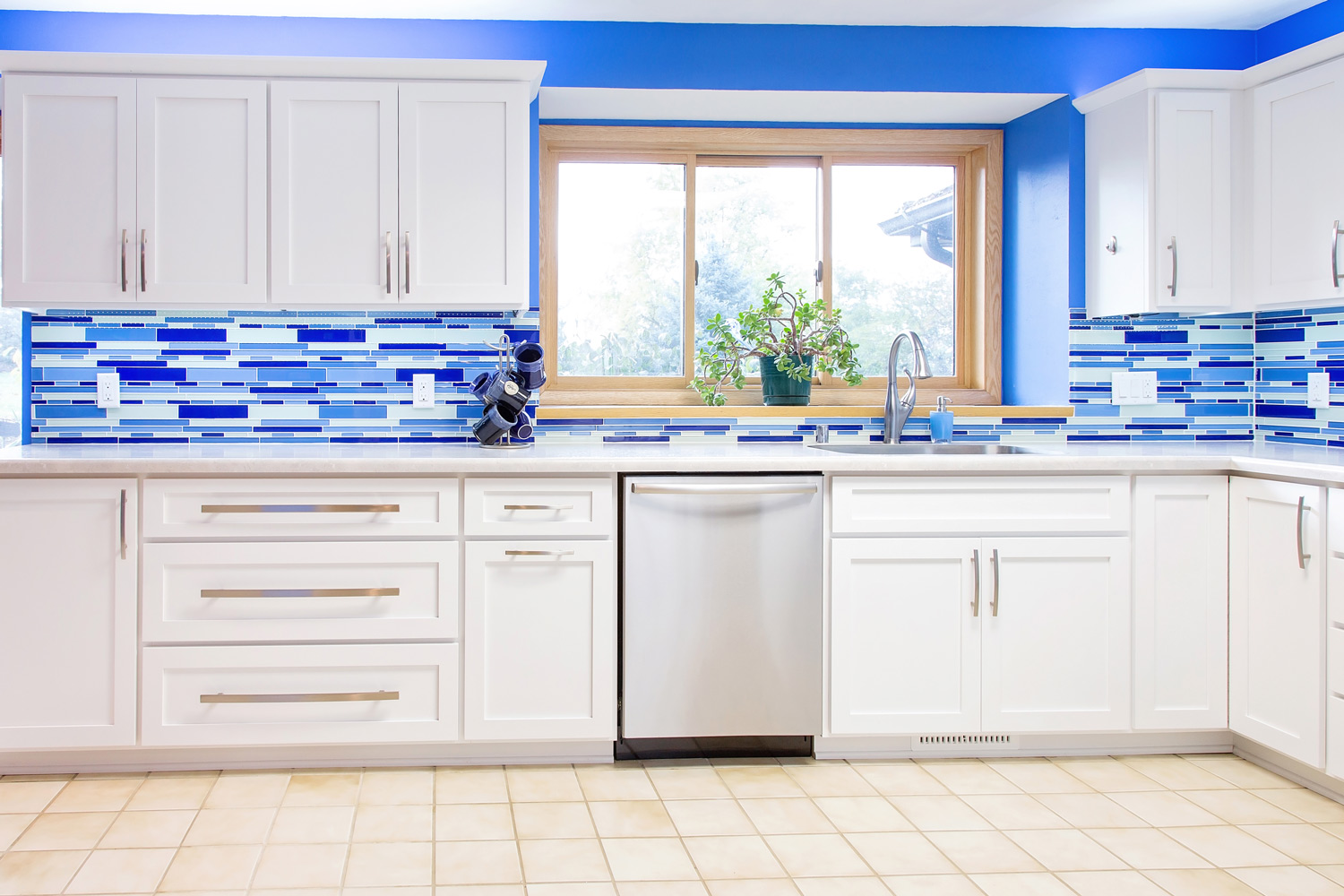 Four Easy To Clean Non-Tile Kitchen Backsplash Ideas — Degnan  Design-Build-Remodel