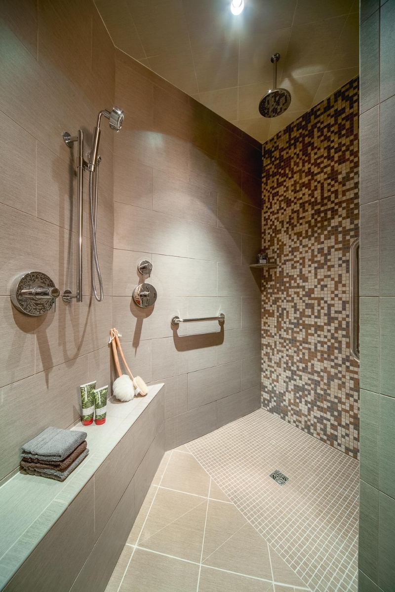 The Pros and Cons of a Doorless Walk In Shower Design When The Pros and Cons of a Doorless Walk In Shower Design When