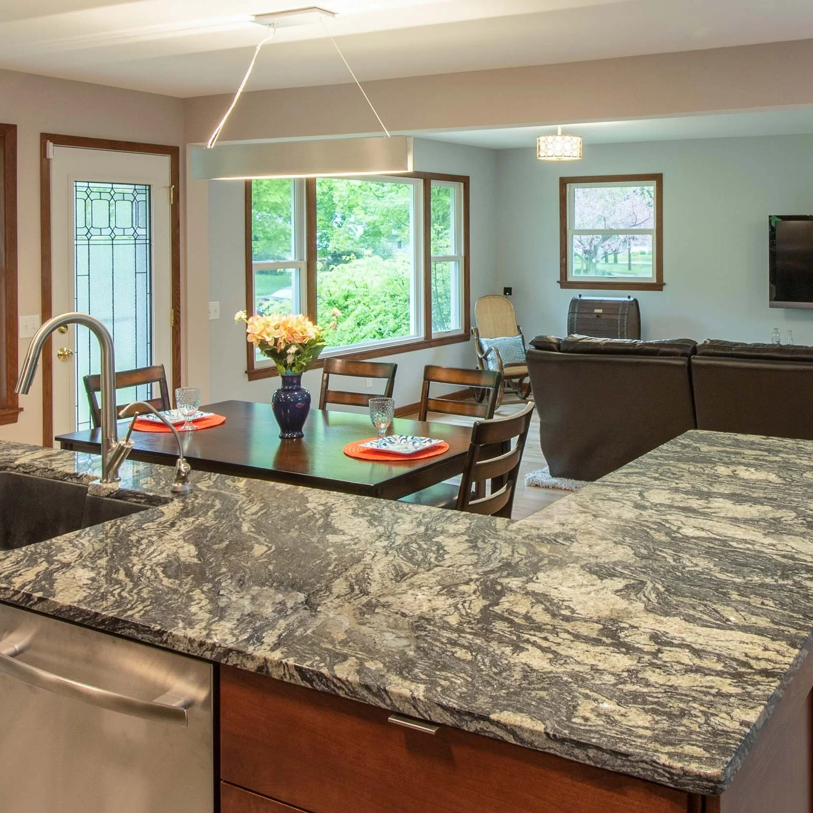 Today's Top Kitchen Design Remodeling Trends and a Few to Avoid