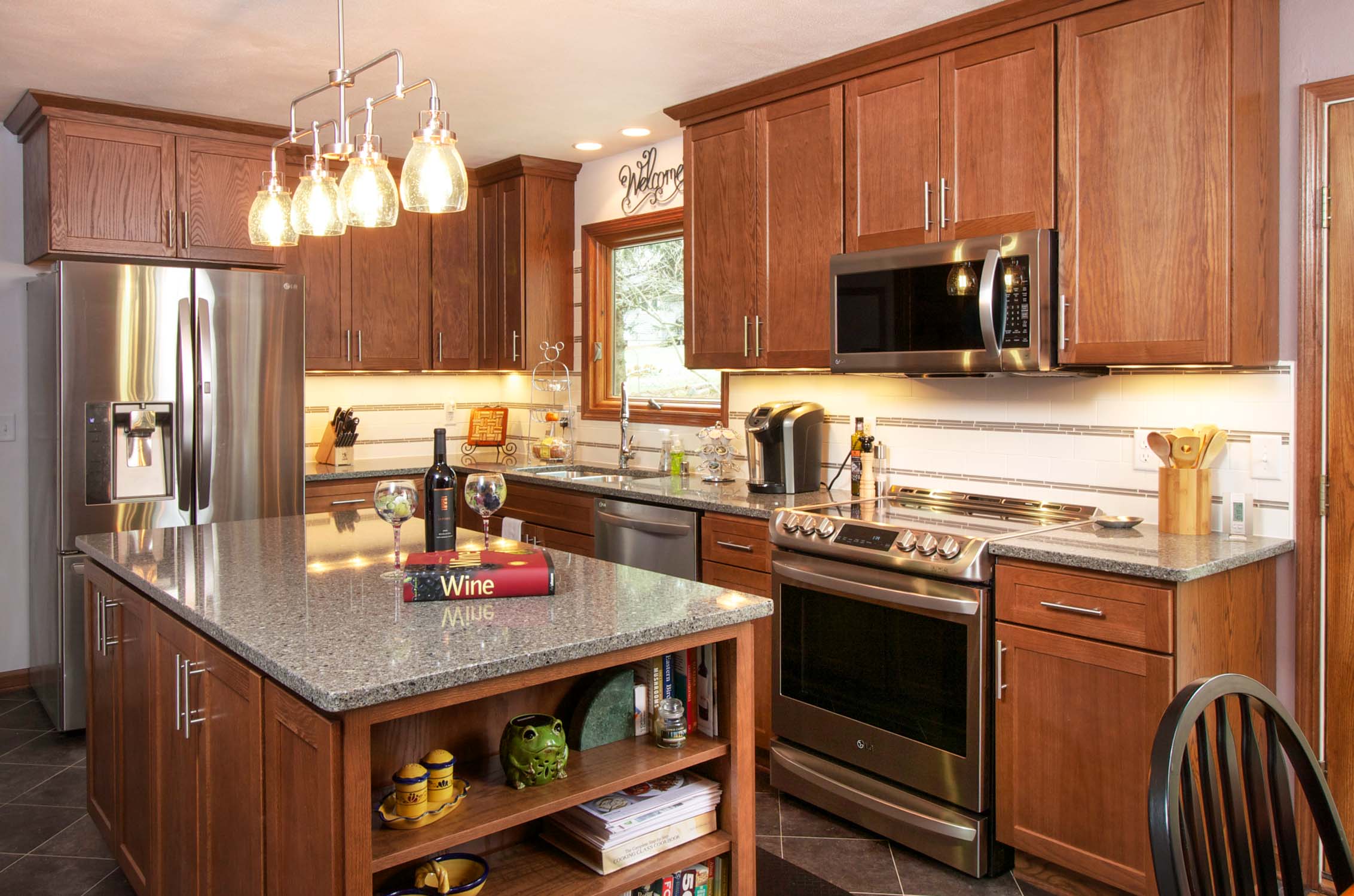 kitchen remodel design for small kitchen