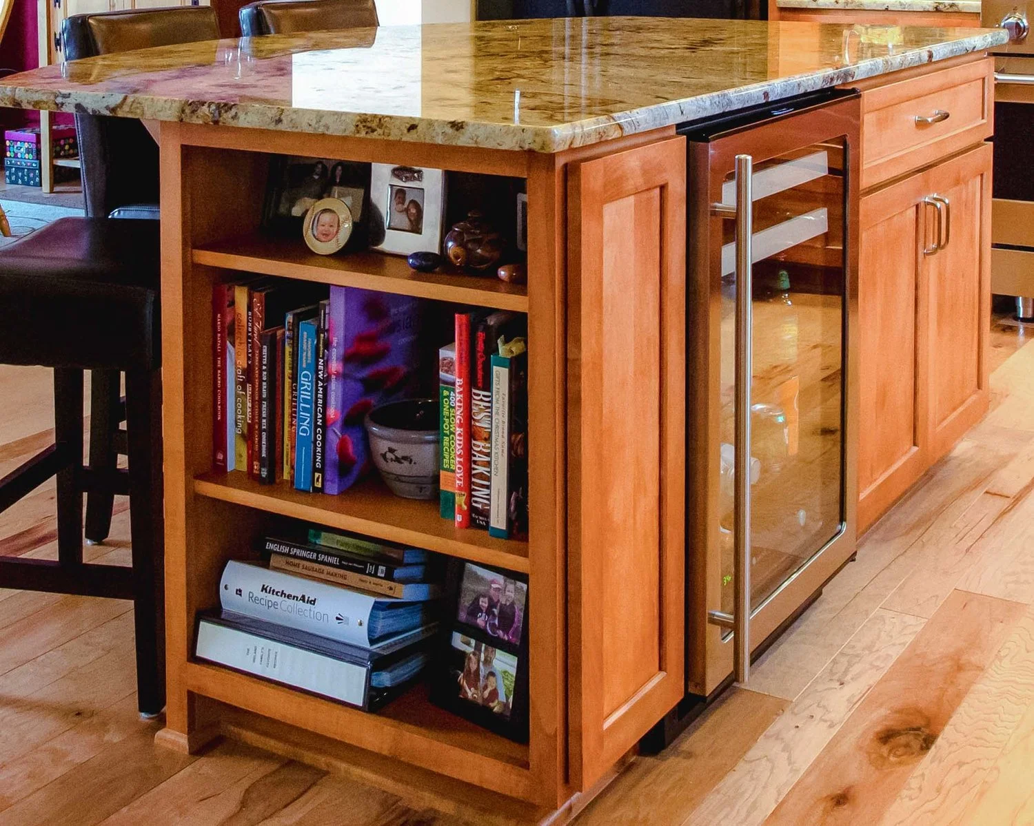 Kitchen Design: What Size Kitchen Island Will Fit In My Kitchen?