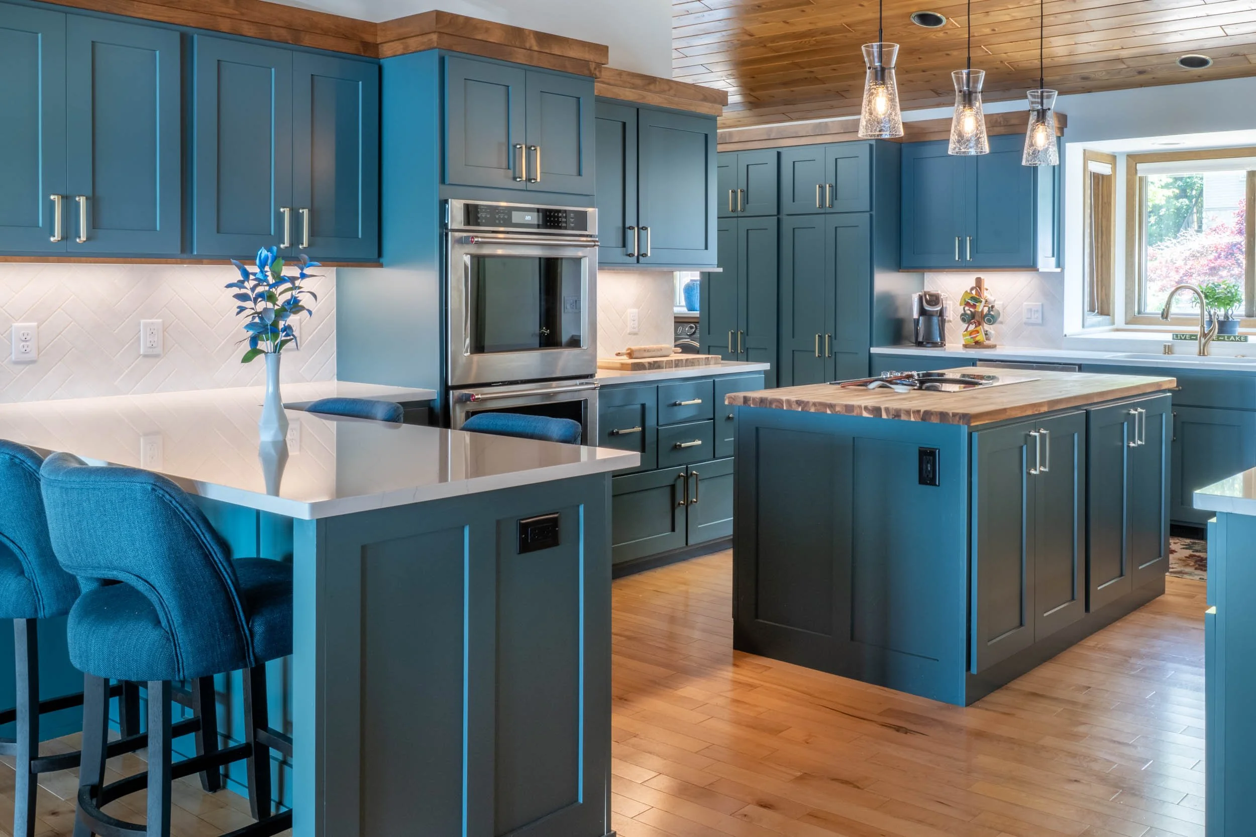 Transitional Farmhouse Kitchen Remodel in Lodi, WI by Degnan Design-Build-Remodel project photo 3