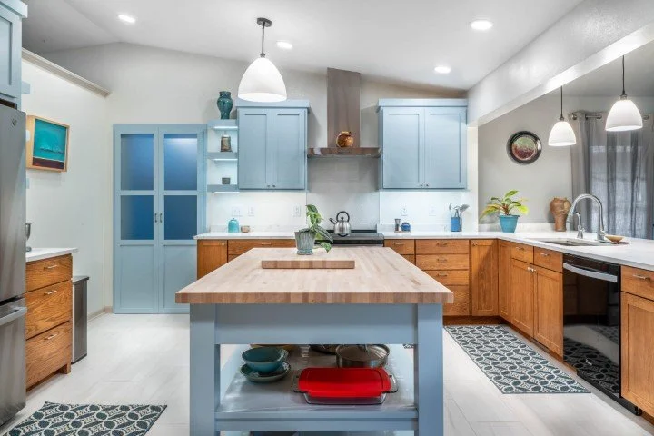 A split level kitchen remodel with a bright coastal feel