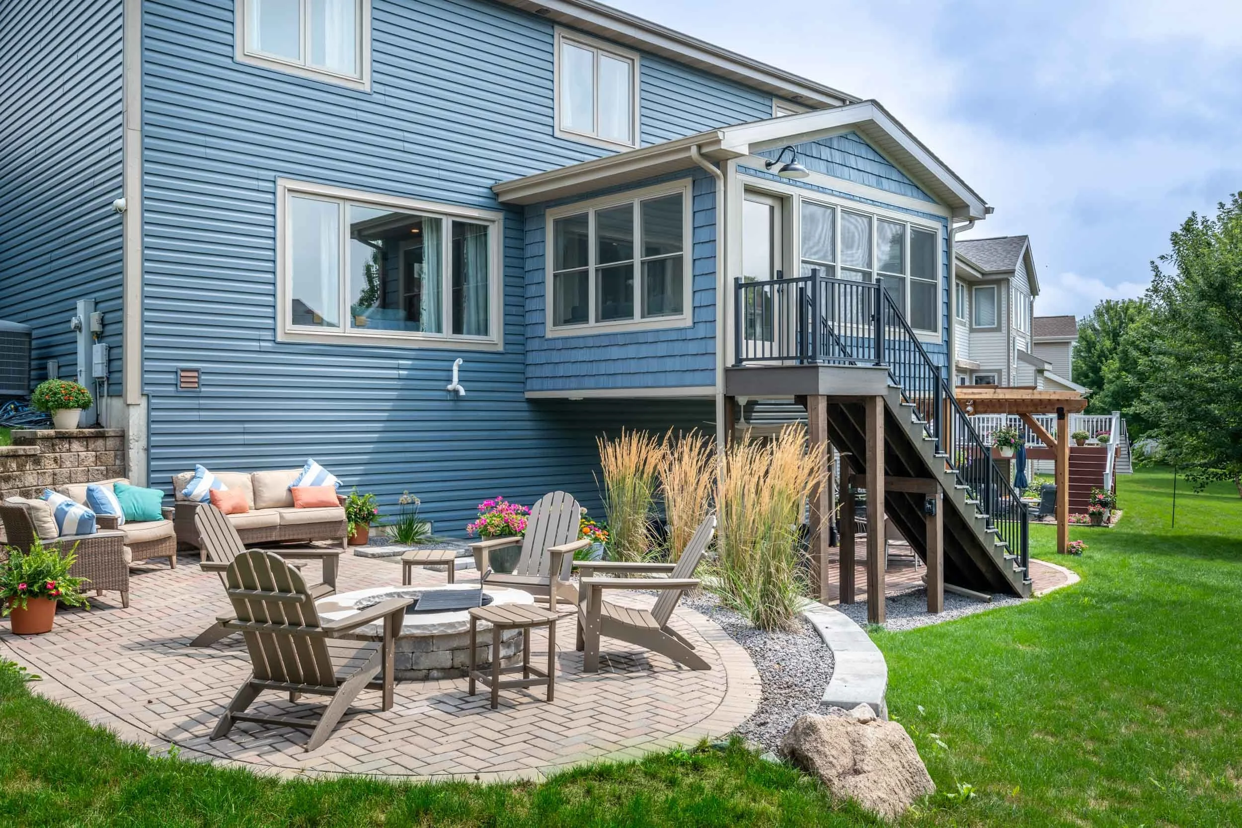 Vaughn-Shell -porch-remodling-Fitchburg-wi-20.jpg