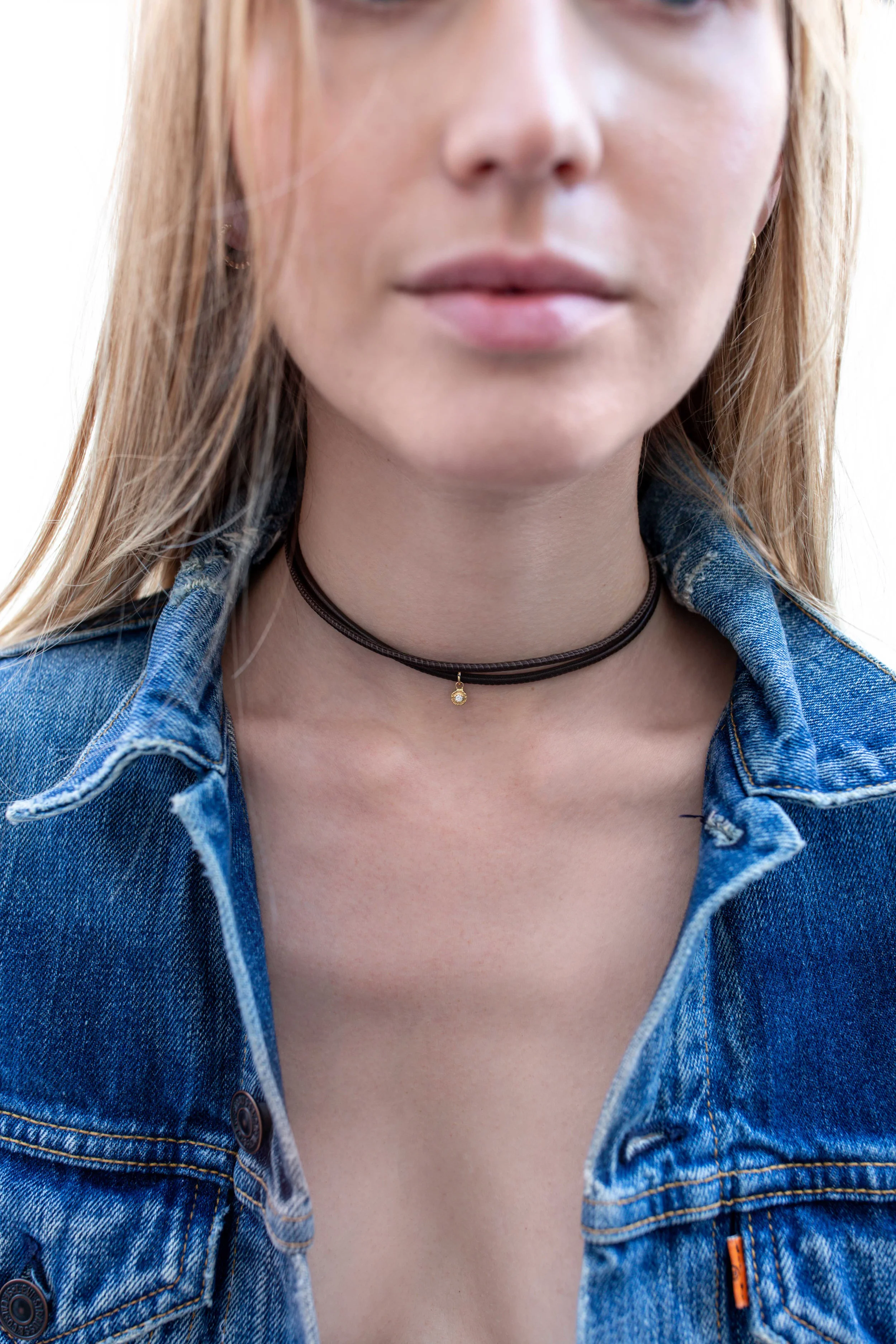 LEATHER NG CHOKER.jpg