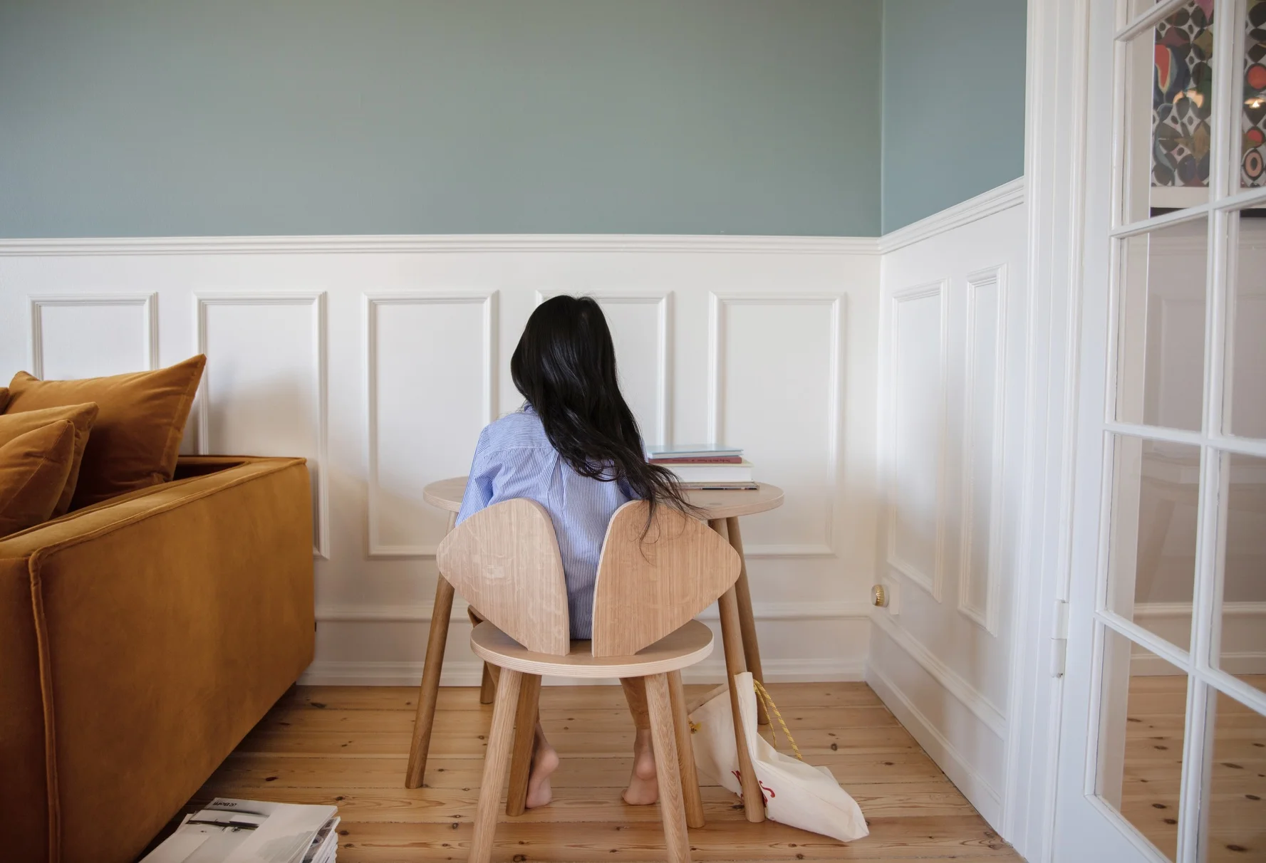1301_2301_mouse_chair_school_mouse_table_school_set_oak_jac_00 (2).jpg