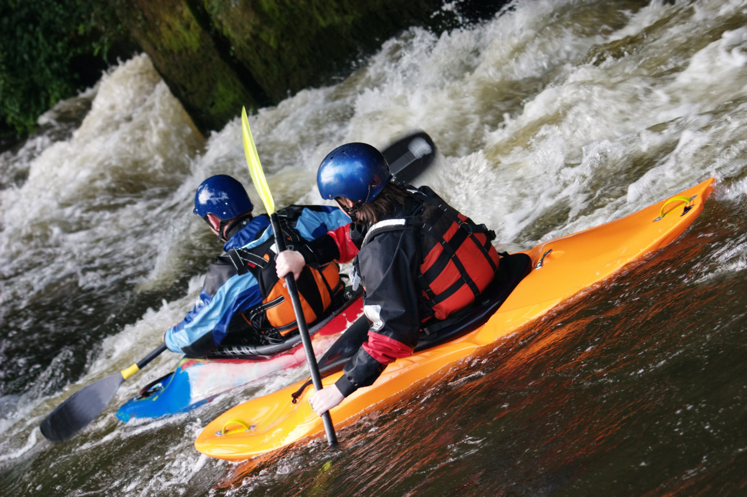 whitewater_kayaking_demos_lessons_colorado.jpg