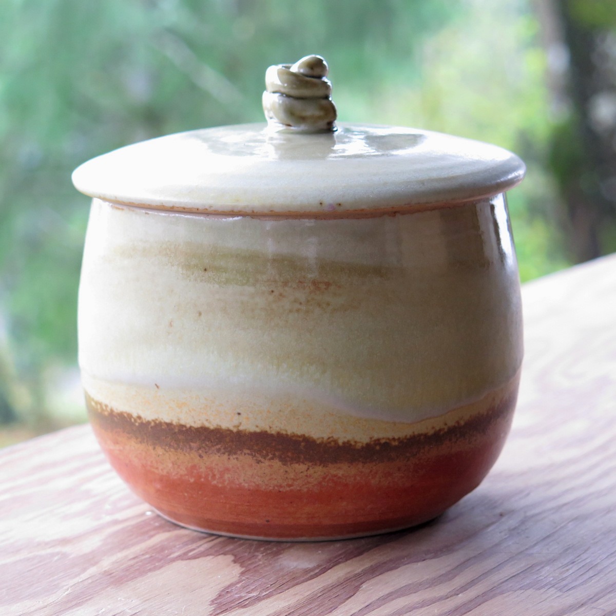 Cov jar with shino and tan-ash glazes-3.jpg