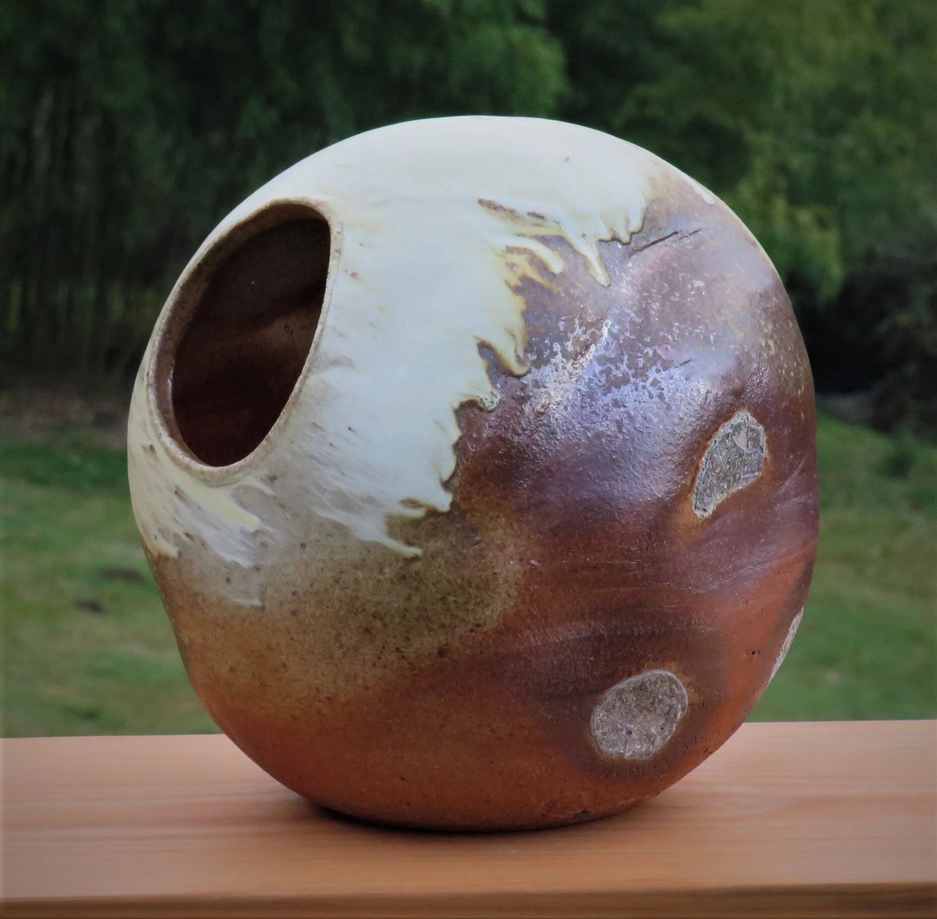 Ovoid vase with matt ash glaze-2.JPG