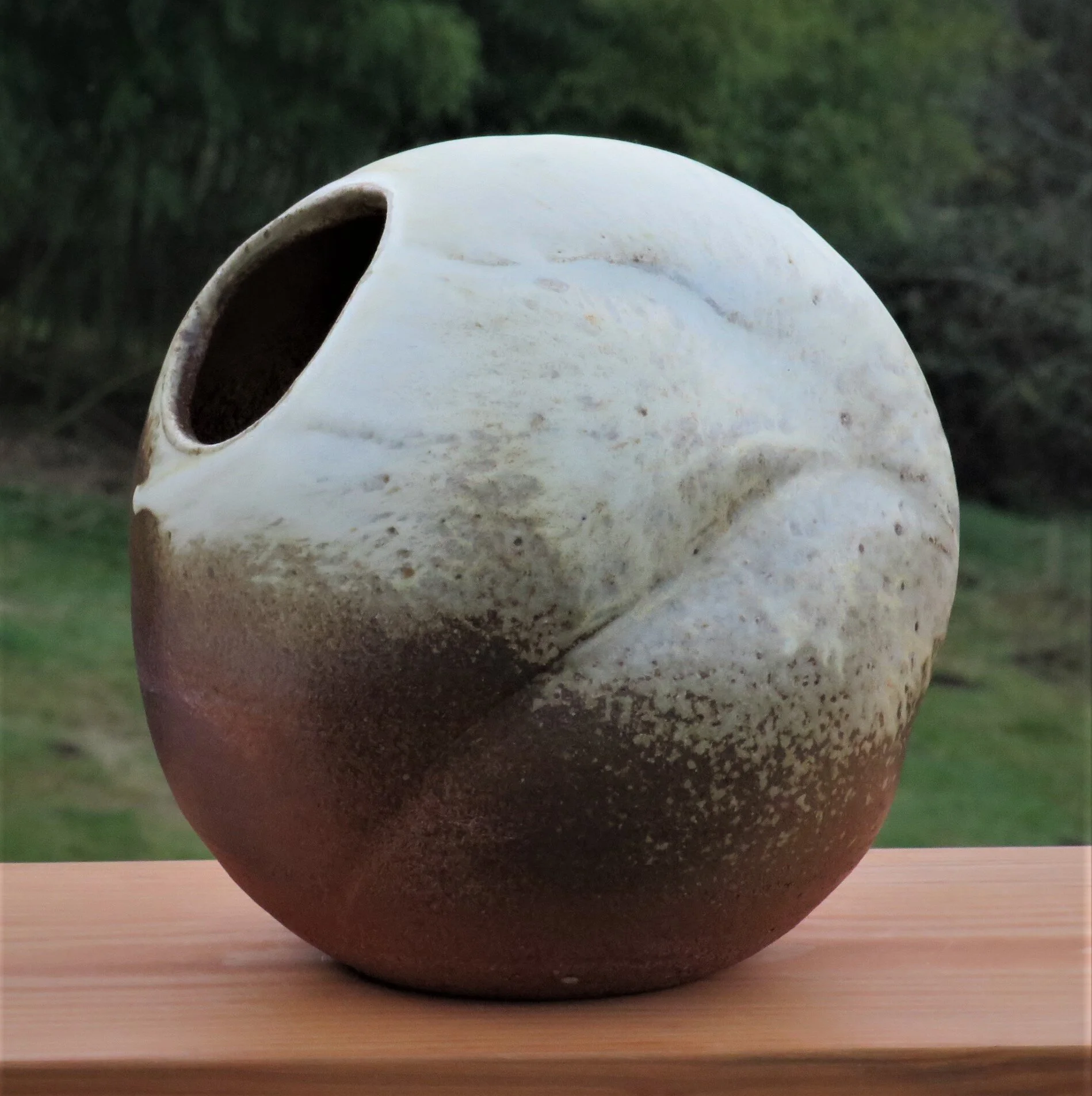 Ovoid vase with matt ash glaze-4.JPG