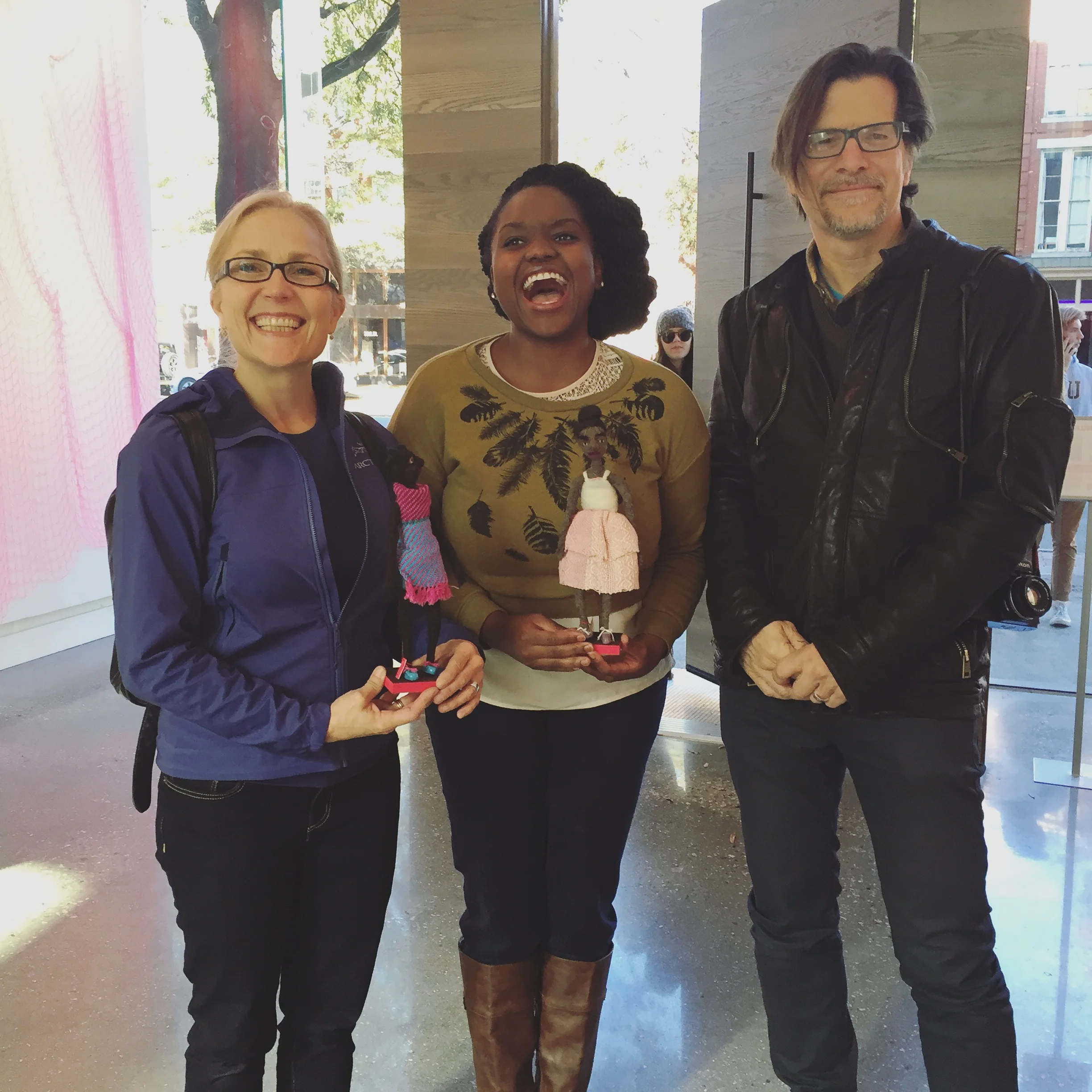 Dianne and Al purchasing two girls for their dear friend - first sale of the day ! 