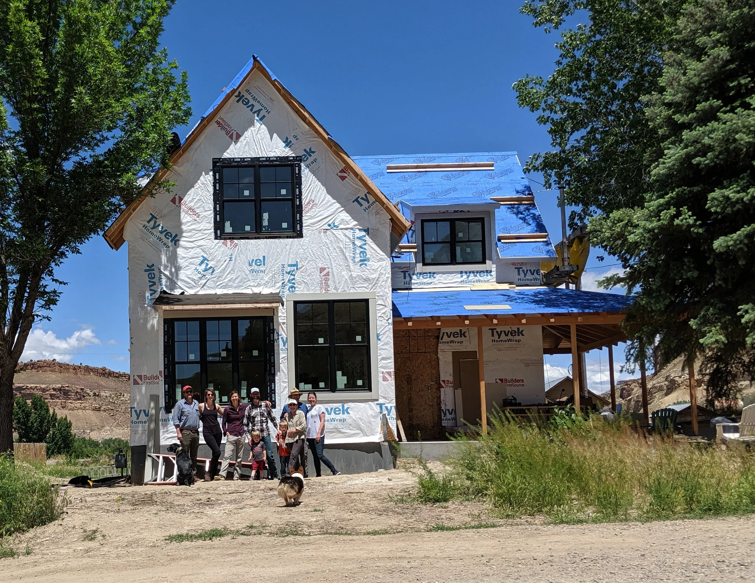 Family in front of house 02.jpg