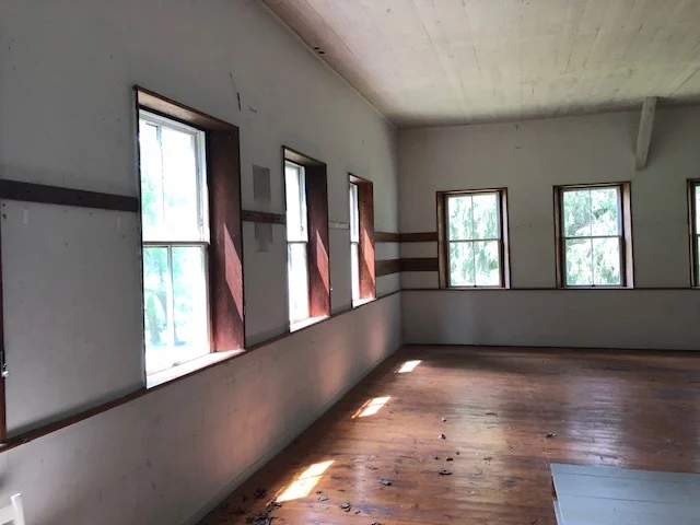 Shaker windows 01.jpg